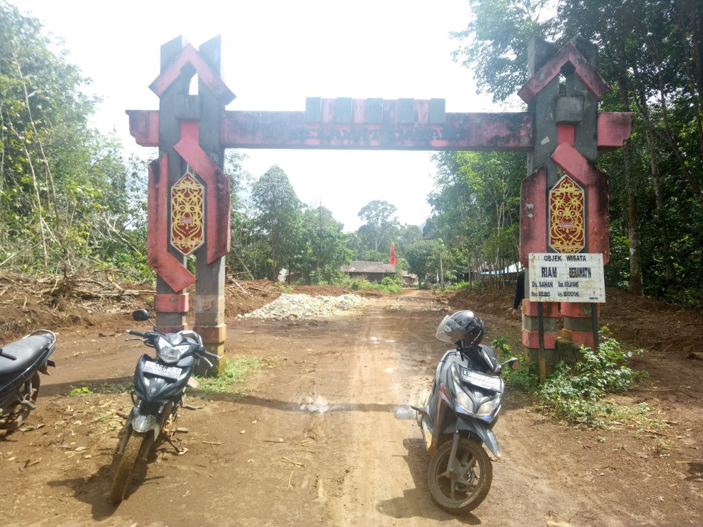 Berkemah Di Air Terjun Riam Berawan Air Terjun Paling Tinggi Di