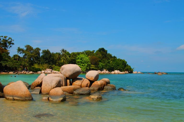 10 Destinasi Eksotis yang Ada di Kepulauan Bintan, Surganya Para Pecinta Travelling