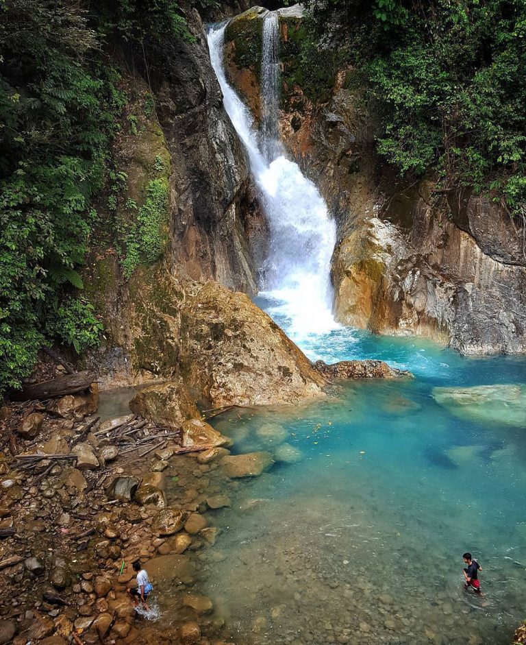 Sipagogo, Sebuah Air Terjun Cantik Yang Tersembunyi Di Sumatera Barat