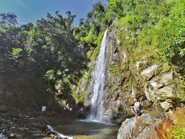10 Destinasi Wisata Cantik di Bone Bolango, Layaknya Cuilan Surga