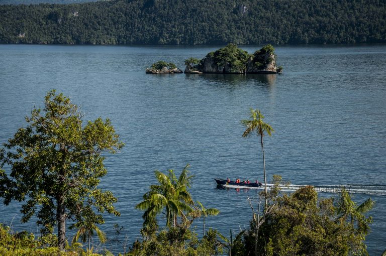 Danau Kamaka, Keindahan Papua yang Harus Kamu Temui