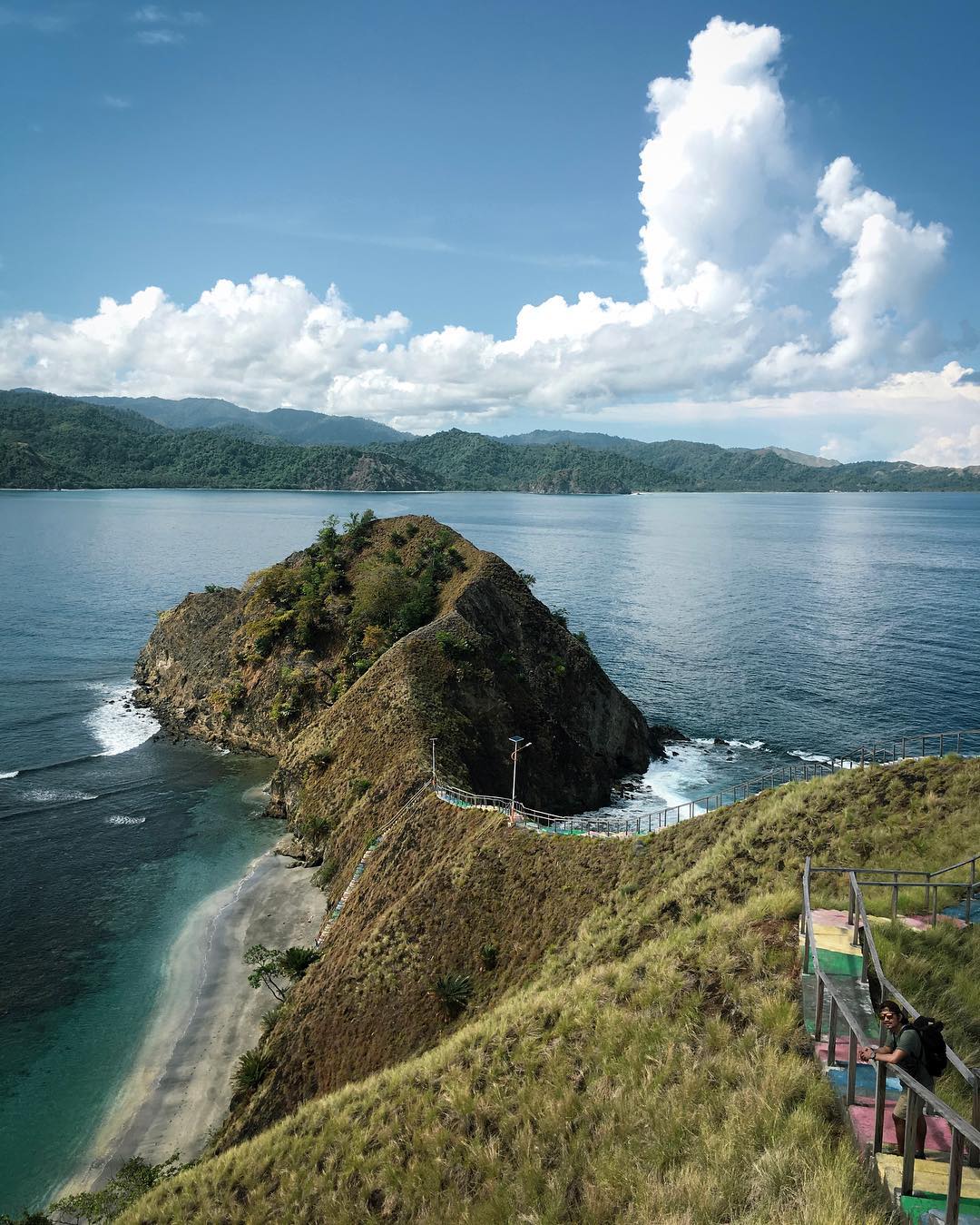 10 Destinasi Wisata Cantik di Banggai  Rugi Kalau Gak ke 