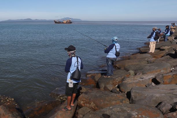 Pantai Lancok Wisata Pantai Yang Dipadukan Dengan Kelezatan