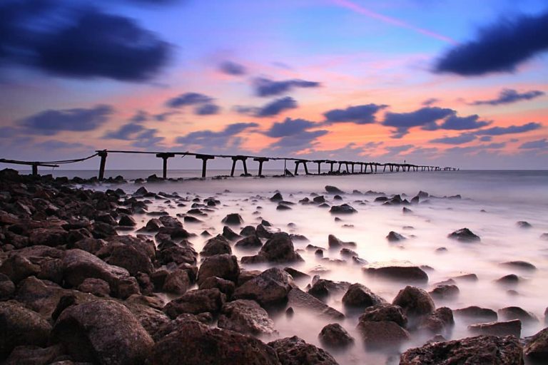 Pantai Oliepier, Bukti Kejayaan Tambang Timah Bangka Belitung