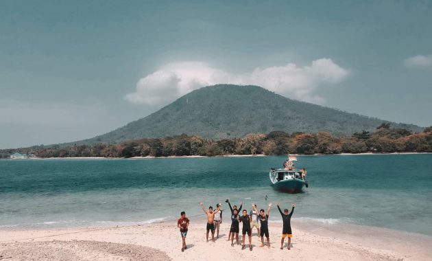 Mengungkap Wajah Pulau Sebesi, Destinasi Wisata Eksotis di Lampung