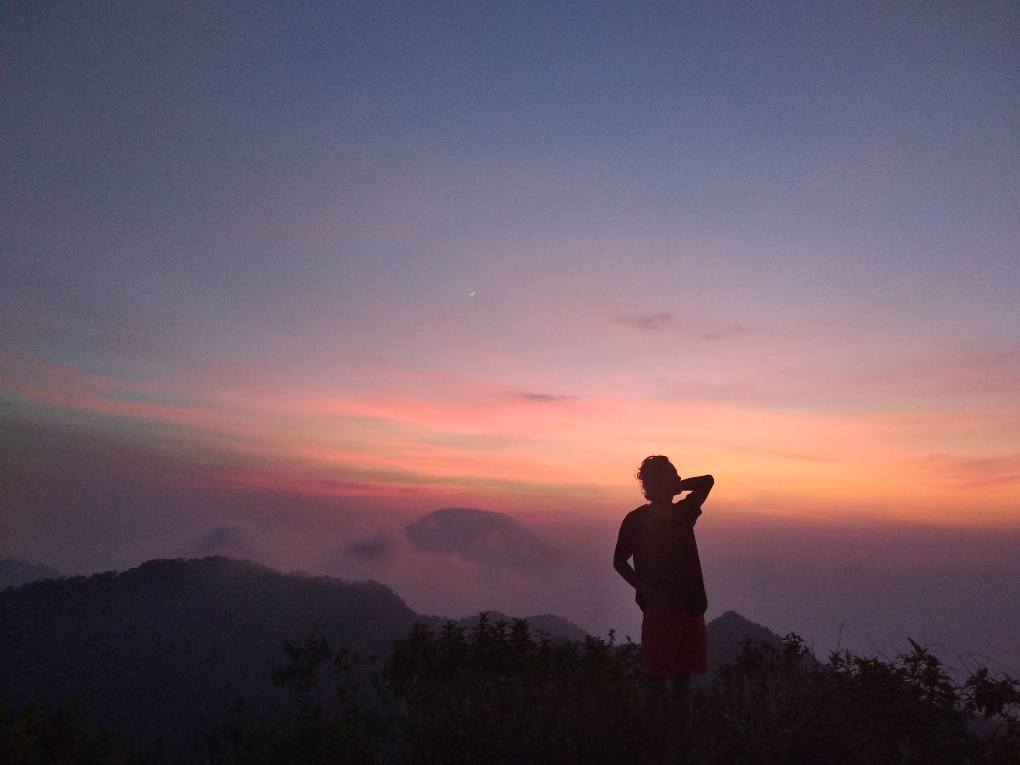 Melihat Banten Dari Puncak Gunung Aseupan - Destinasi Travel Indonesia