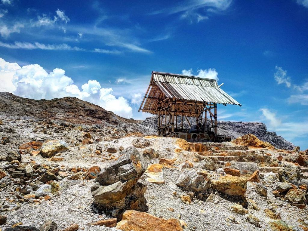 Cocok Untuk Pendaki Pemula Puncak  Gunung  Papandayan  Via 