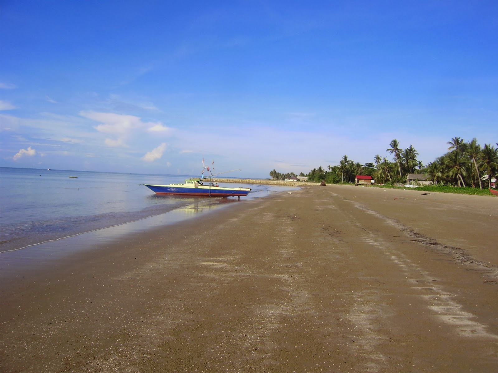 Keindahan Bawah Laut Pantai Angsana Tanah Bumbu - Destinasi Travel ...