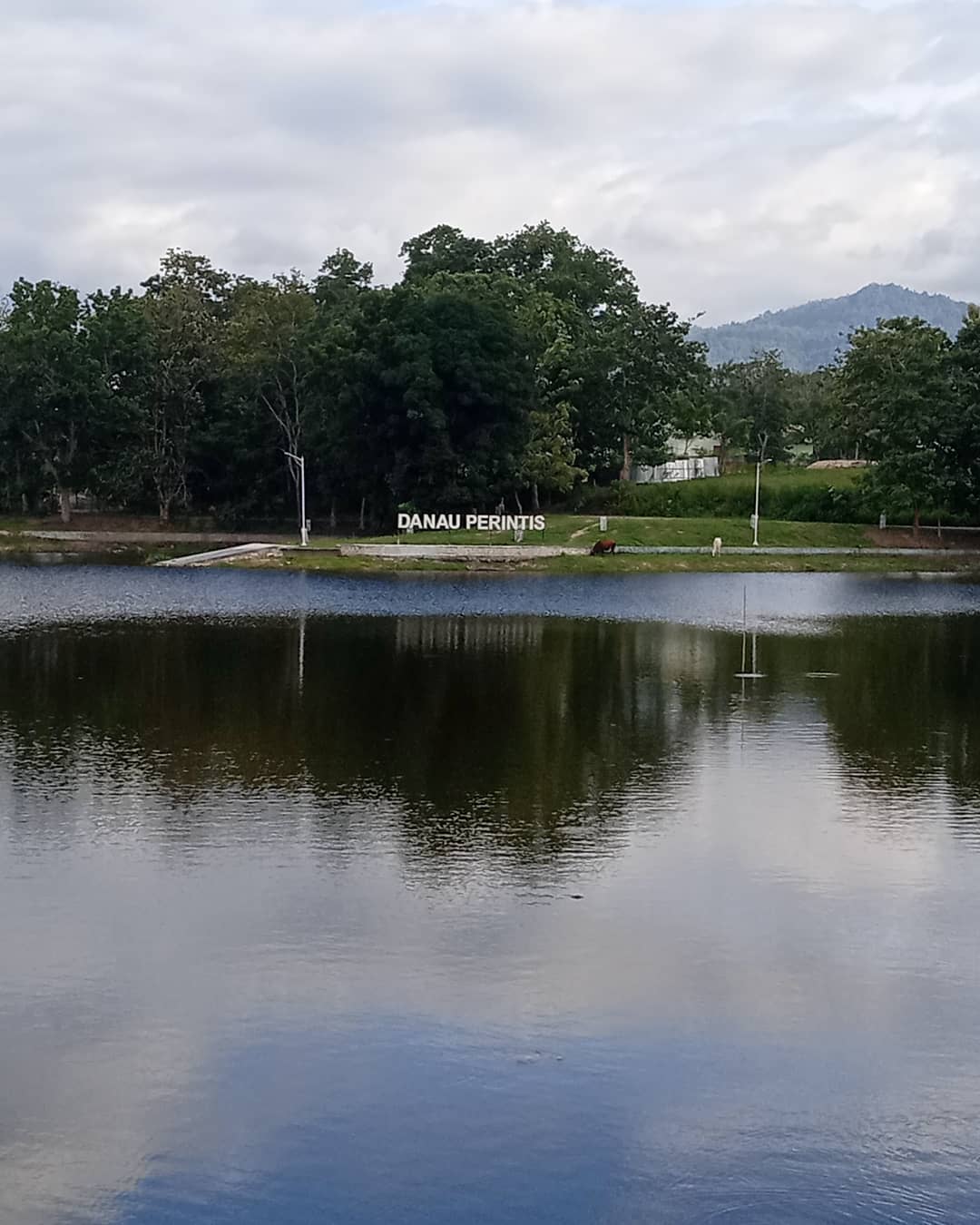 Danau Perintis, Wisata Mungil Hasil Jerih Payah Pahlawan - Destinasi