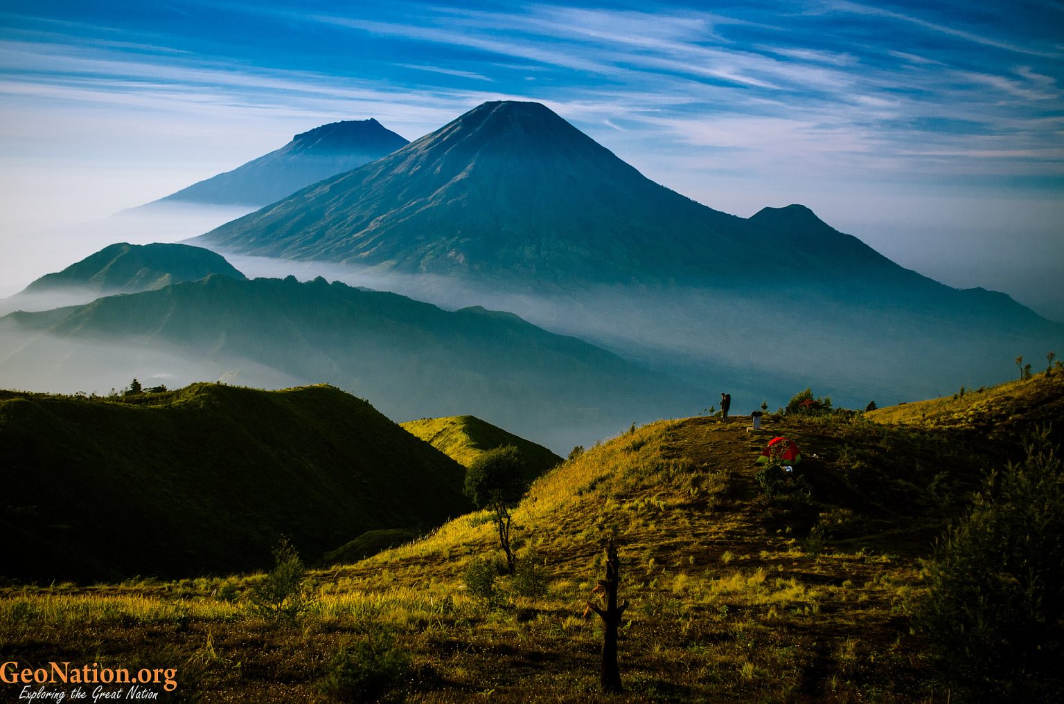 Menyusuri Keindahan Dari Dari Jalur Pendakian Gunung Prau Via Wates