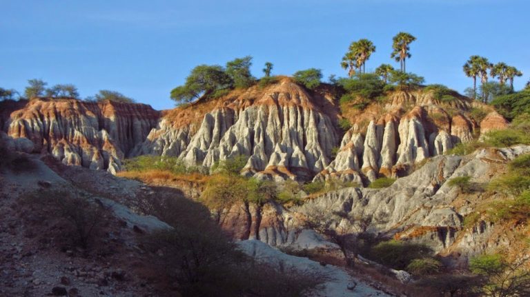 Kelebba maja, Painted Hillsnya Indonesia