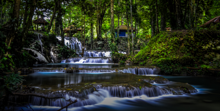 Bersantai Sejenak di Tengah Kesejukan Air Terjun Salodik Banggai