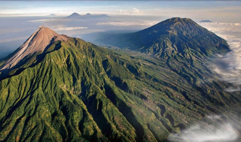 Melihat Indonesia Dari Puncak Gunung Slamet Via Gunung Malang