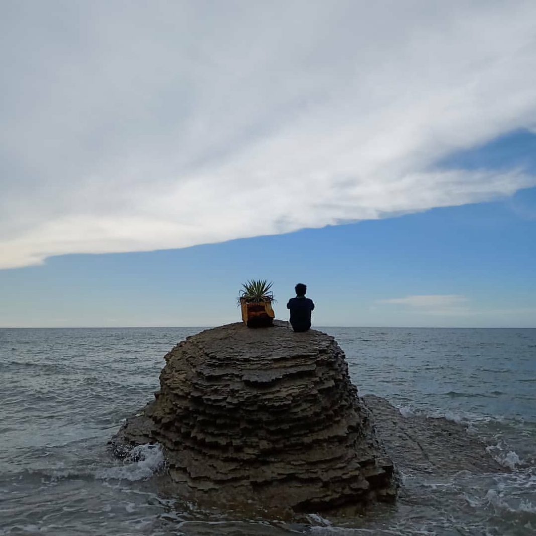 Pantai Batu Susun Lakea, Pantai Unik di Kabupaten Buol dengan Bebatuan