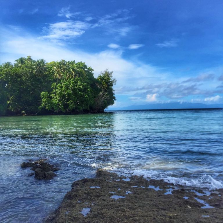 Pulau Nau, Pulau Mungil Menawan di Waropen