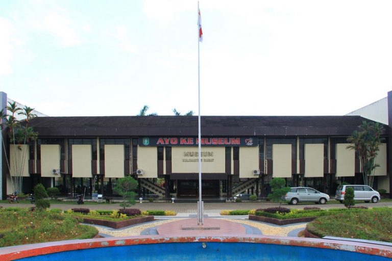 Wisata Edukasi Museum Negeri Pontianak, Kalimantan Barat