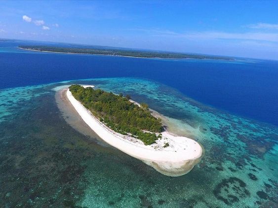 Ini 5 Alasan Pulau Adranan Jadi Pilihan Tepat untuk Berlibur