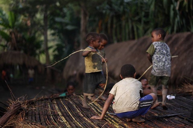Suasana maryarakat Kampung Wisata Suroba