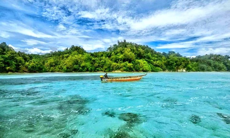 Pulau Ambai