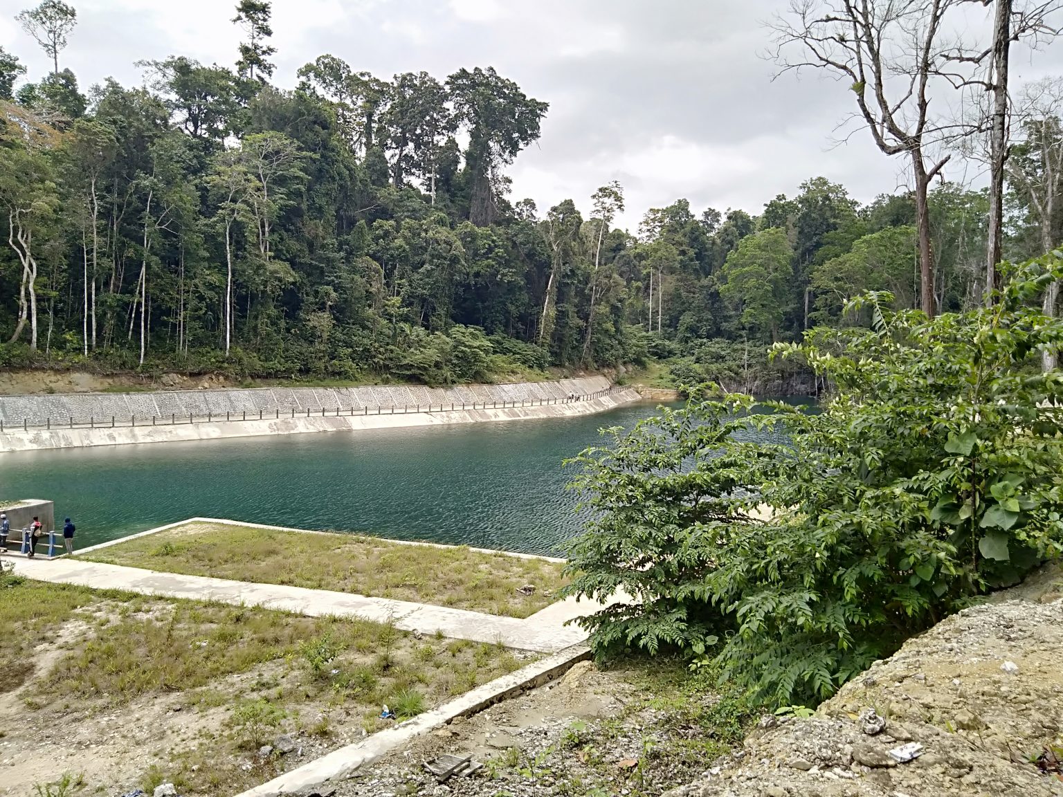 Wisata Alam KM14 Kaimana Dengan Keindahannya Senja Yang Menakjubkan