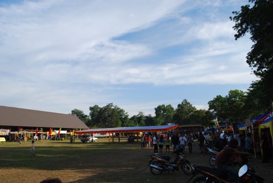 Rumah Panjang Sanggau Keindahan Rumah Adat Di Kalimantan Hibur Id