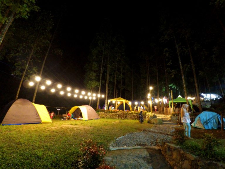 Sensasi Berkemah Di Wonderful Citamiang Glamping Ground