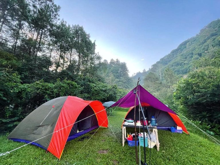 Berkemah Di Highland Camp Sebuah Camping Ground Terluas Di Puncak Bogor