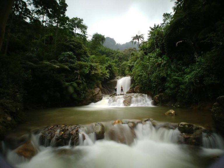 Indahnya Curug Hordeng Lokasi Yang Cocok Untuk Berkemah