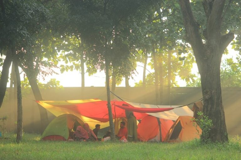 Sensasi Berkemah Di Tengah Kota – Camping Ground Kalam Kopen