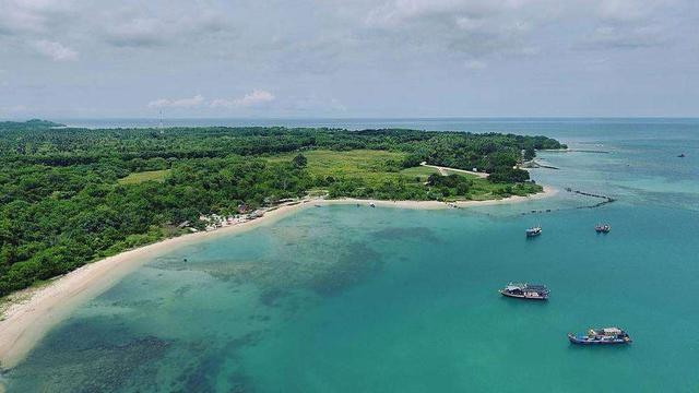 Tanjung Lesung – Pesona Laut Cantik di Banten!