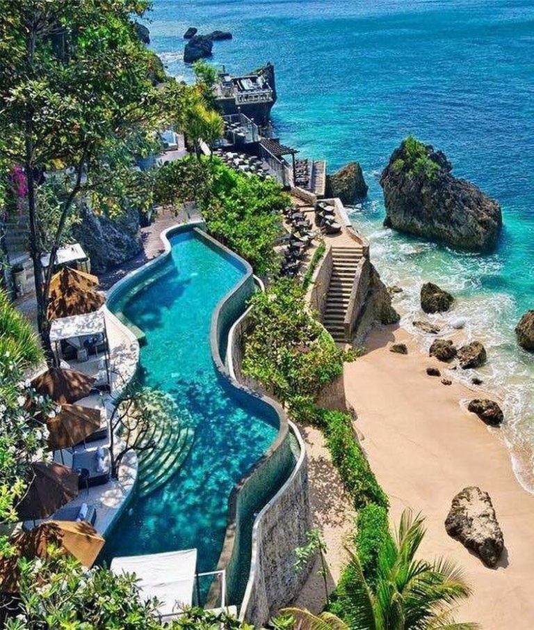 Berselancar Di Hidden Paradisenya Bali – Pantai Gunung Payung