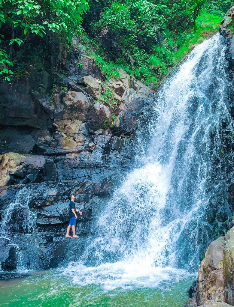 Rasakan Suasana Alami Sambil Bermain Air Di Curug Kanteh Lebak Banten ...