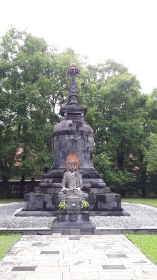 Candi Pawon - Candi Dengan Paduan Arsitektur Paduan Antara Hindu Jawa