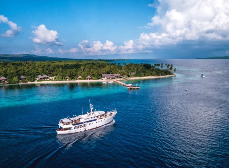 Pulau Tomia Wakatobi – Surga Bagi Kalian Para Pecinta Diving