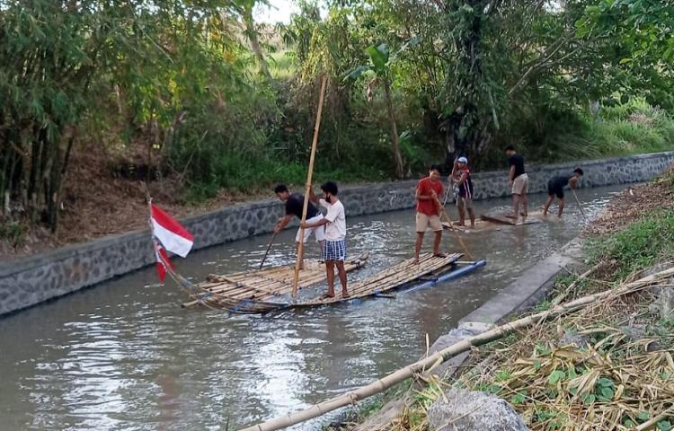 Di Bali, Jangan Lupa Mampir ke Permandian Sungai Abasan