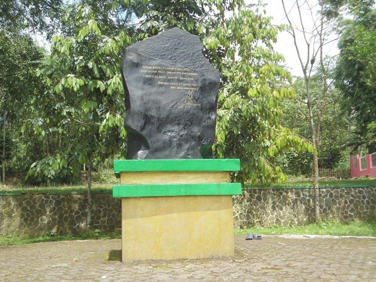 Situs Geger Hanjuang Tasikmalaya, Pecinta Sejarah Wajib Datang Kesini!