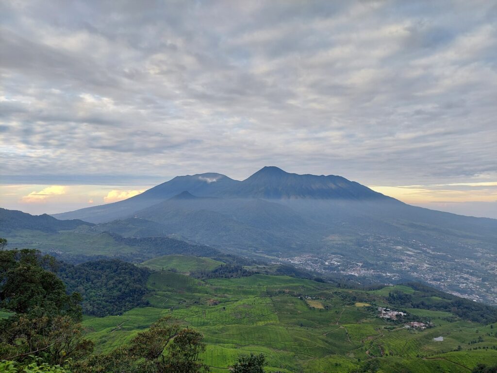 Gunung Kencana_1