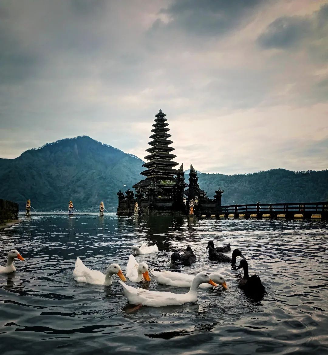 Pura Ulun Danu Batur, Pura Terpenting Kedua di Bali yang Dibangun Ulang ...