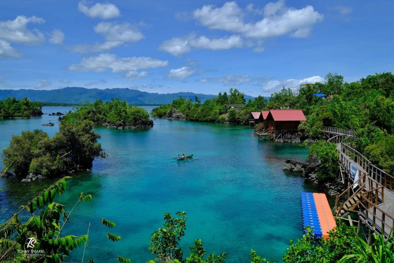 Panduan Menjelajahi Keindahan Tersembunyi: Tempat Wisata Menakjubkan di Halmahera Utara
