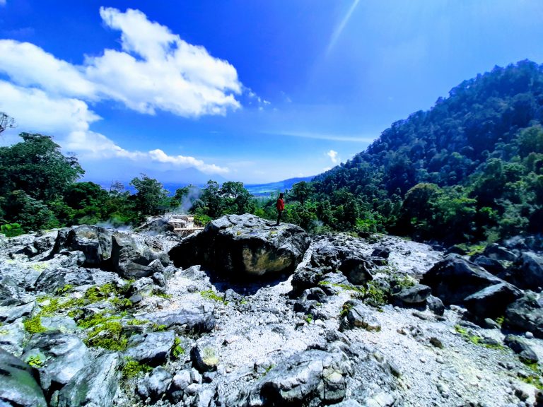 Kawah Wayang – Tempat Berkemah Unik Dengan View Mempesona