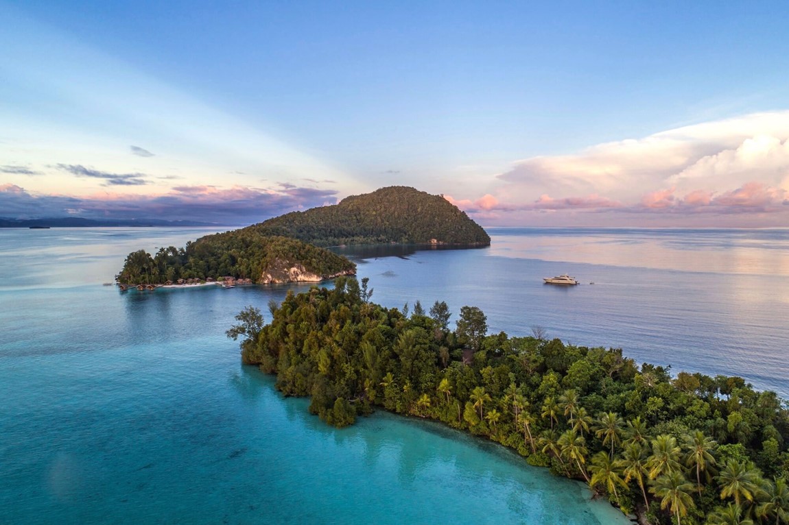 Cape Kri di Raja Ampat Surga Bawah Laut untuk Pecinta Olahraga Air